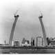 Illustration for article titled Photos of Famous Landmarks While They Were Still Under Construction